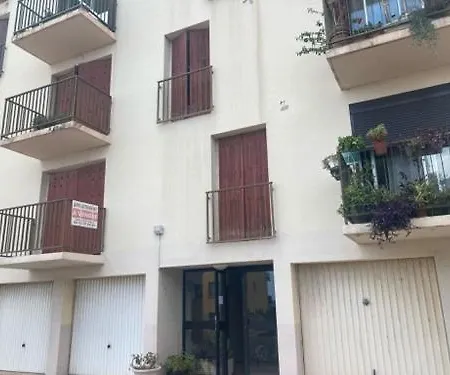 Maison De Vaughn * Bastiya